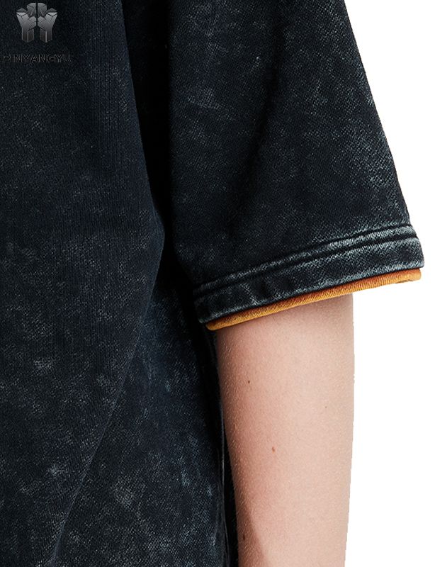 디스트레스드 워시 앤 패치워크 디자인 티셔츠